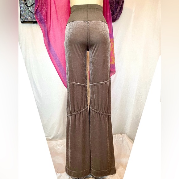 Skaist Taylor Gray Velour Wide-Leg Pants with Foldable Ribbed small - Picture 4 of 7